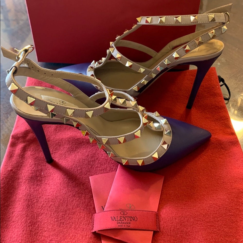 Valentino Rockstud Sandal heels